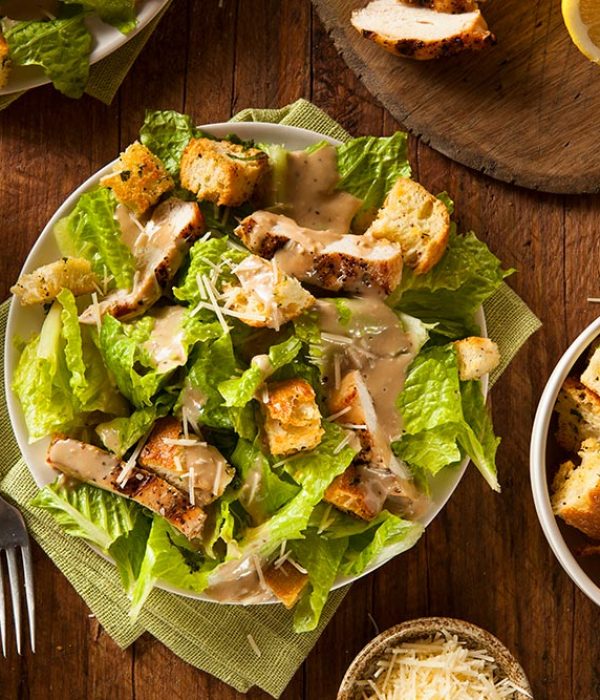 healthy-grilled-chicken-caesar-salad-resize.jpg